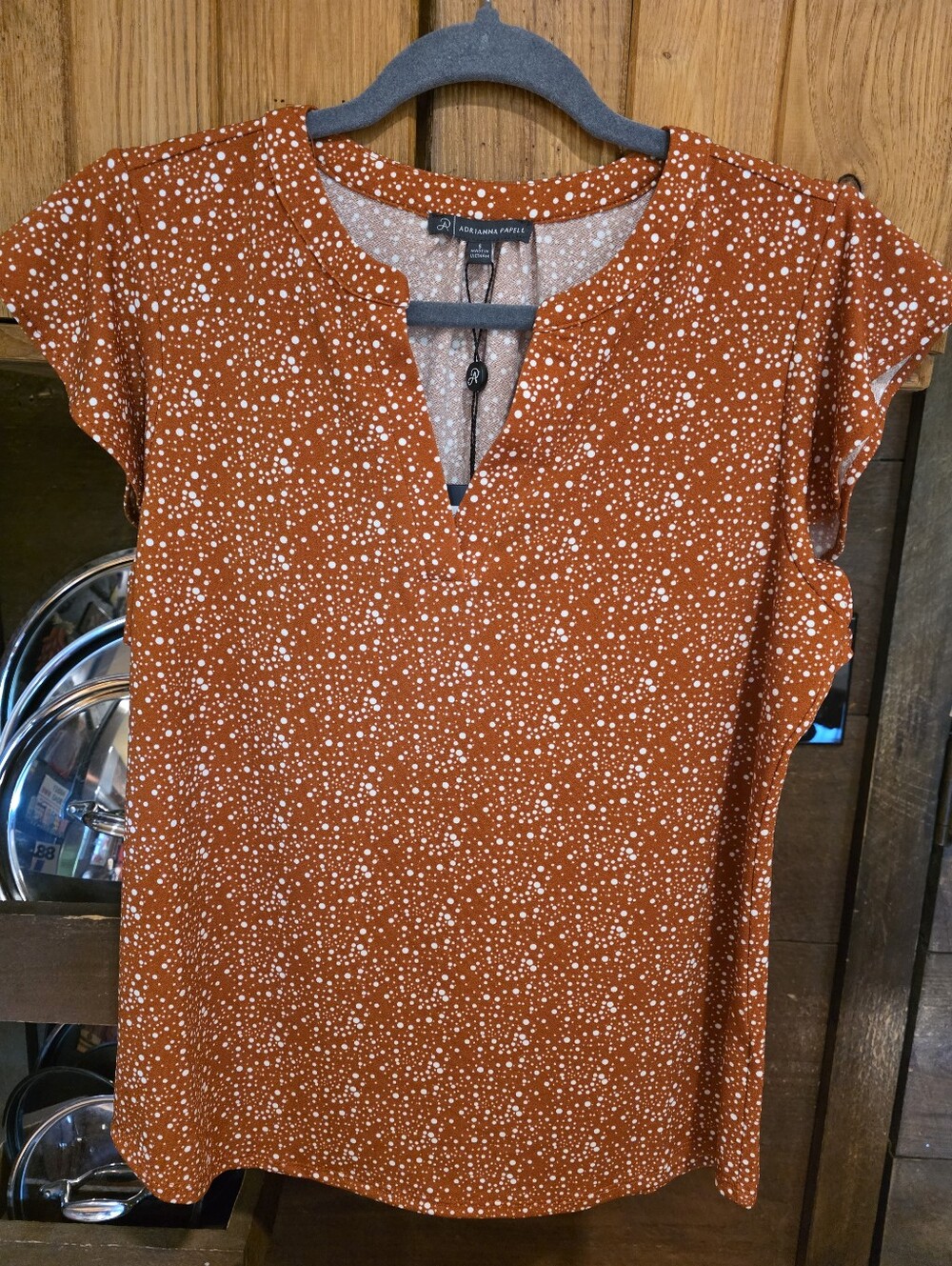 Adrianna Papell Cinnamon Polka Dot Split-Neck Flutter Sleeve Top Size Sm NWT